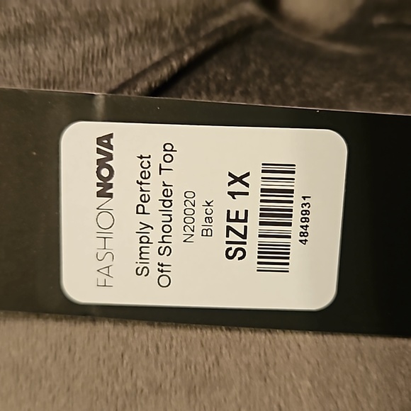 2 Black Fashion Nova Tops NWT 1X - Picture 4 of 4
